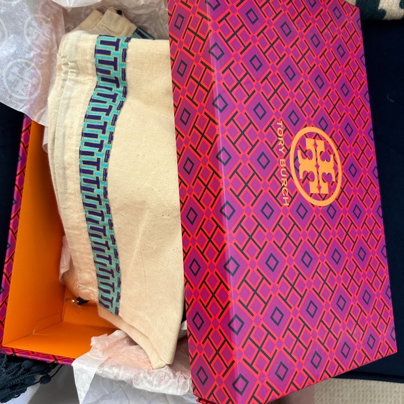 Tory Burch Gold Miller Sandals 9 - Picture 5 of 9